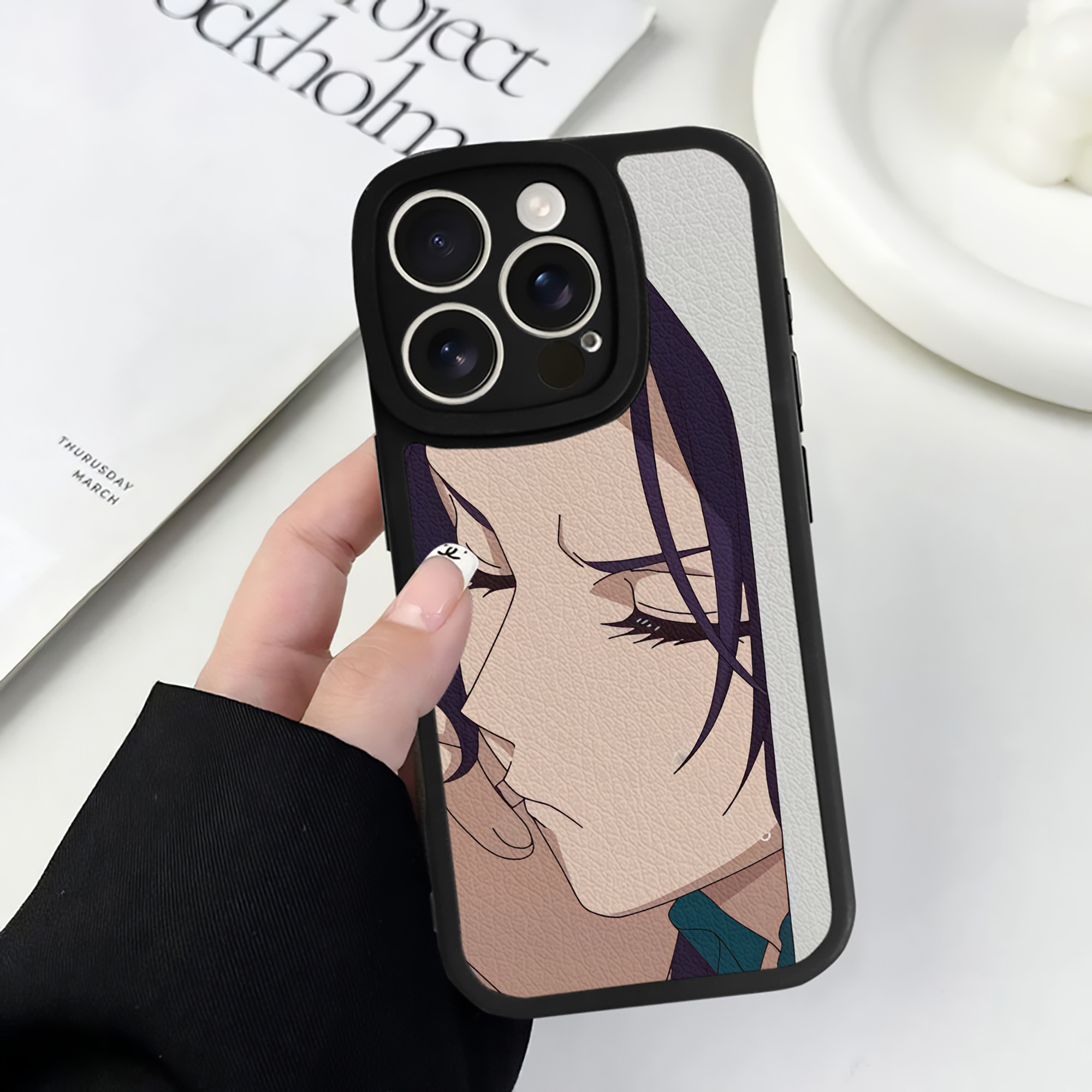 （画像用） 薬屋のひとりごと The Apothecary Diaries 【iPhone 16シリーズ対応】シリコンスマホケース（レザー調） 材質：シリコン